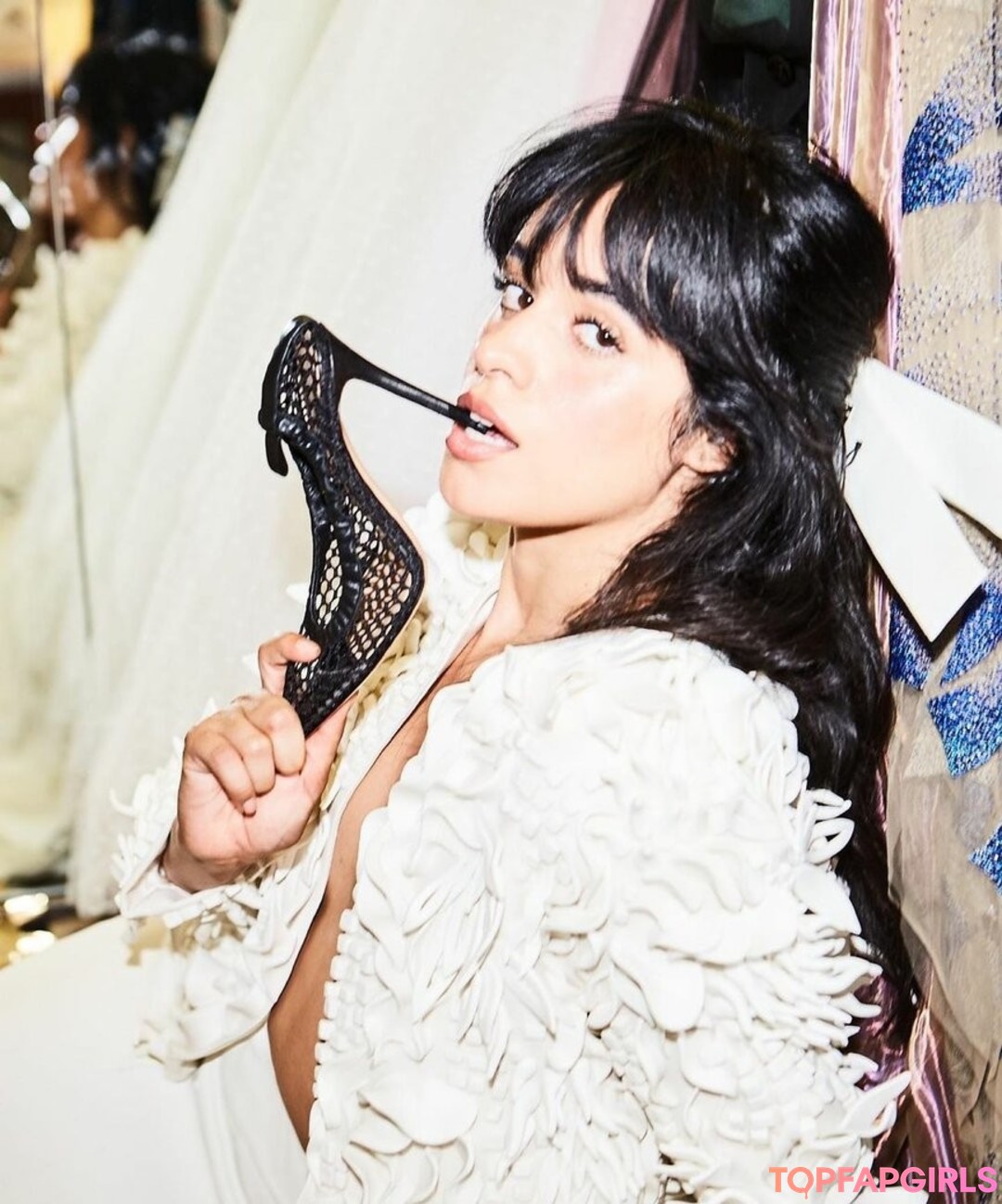 Naakte gelekte OnlyFans-foto van Camila Cabello #1455