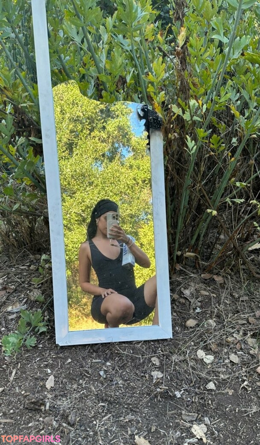 Naakte gelekte OnlyFans-foto van Camila Cabello #1522