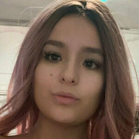 Naakte gelekte OnlyFans-foto van Daisiesinn