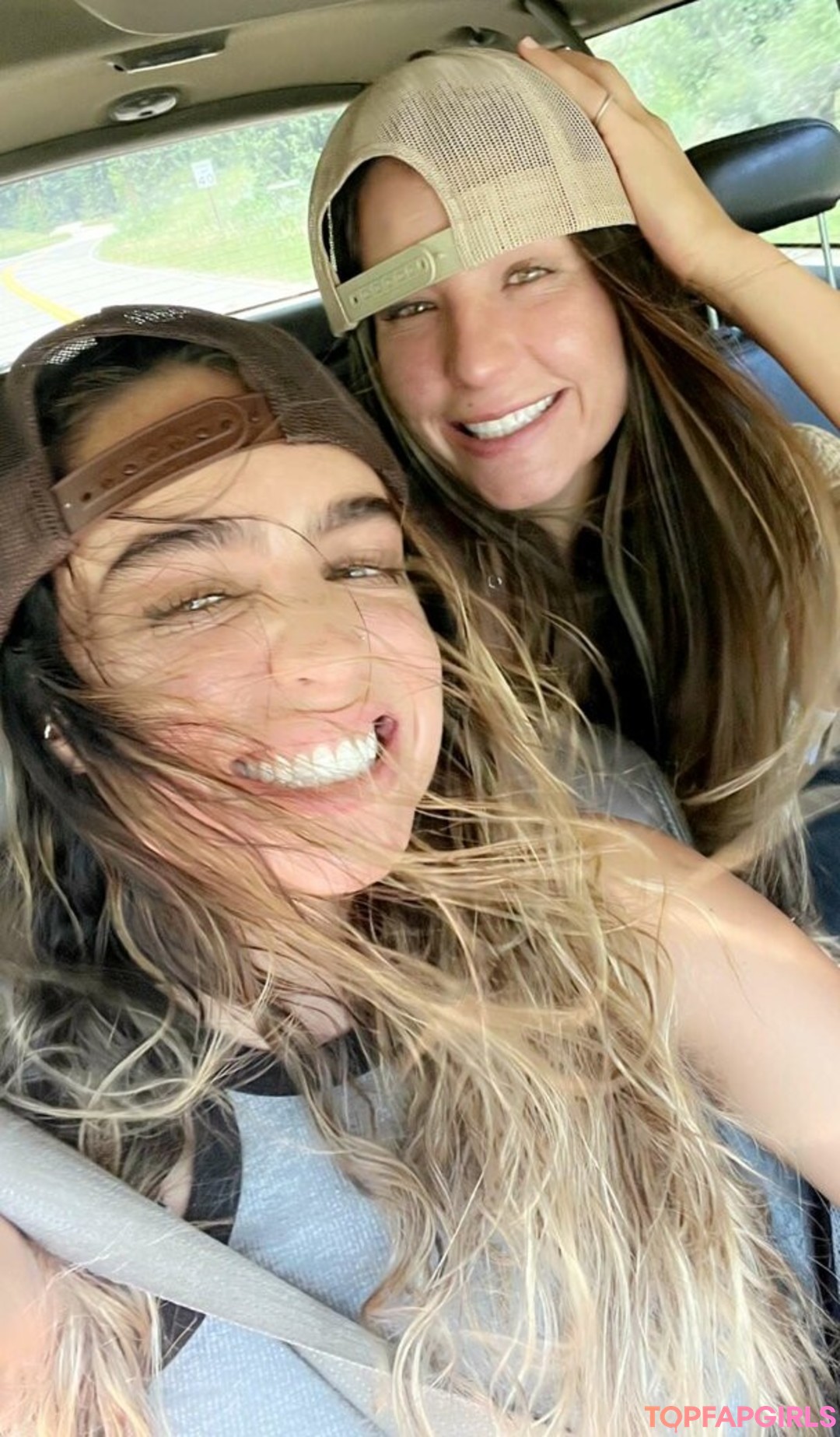 Naakte gelekte OnlyFans-foto van Sommer Ray #1902
