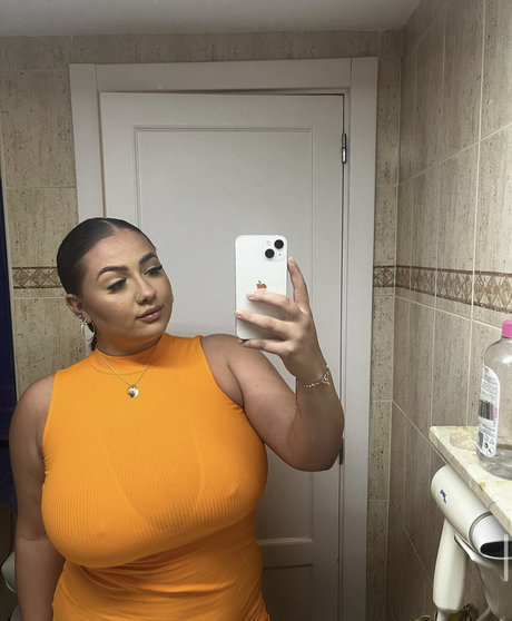 Chelsealeigh