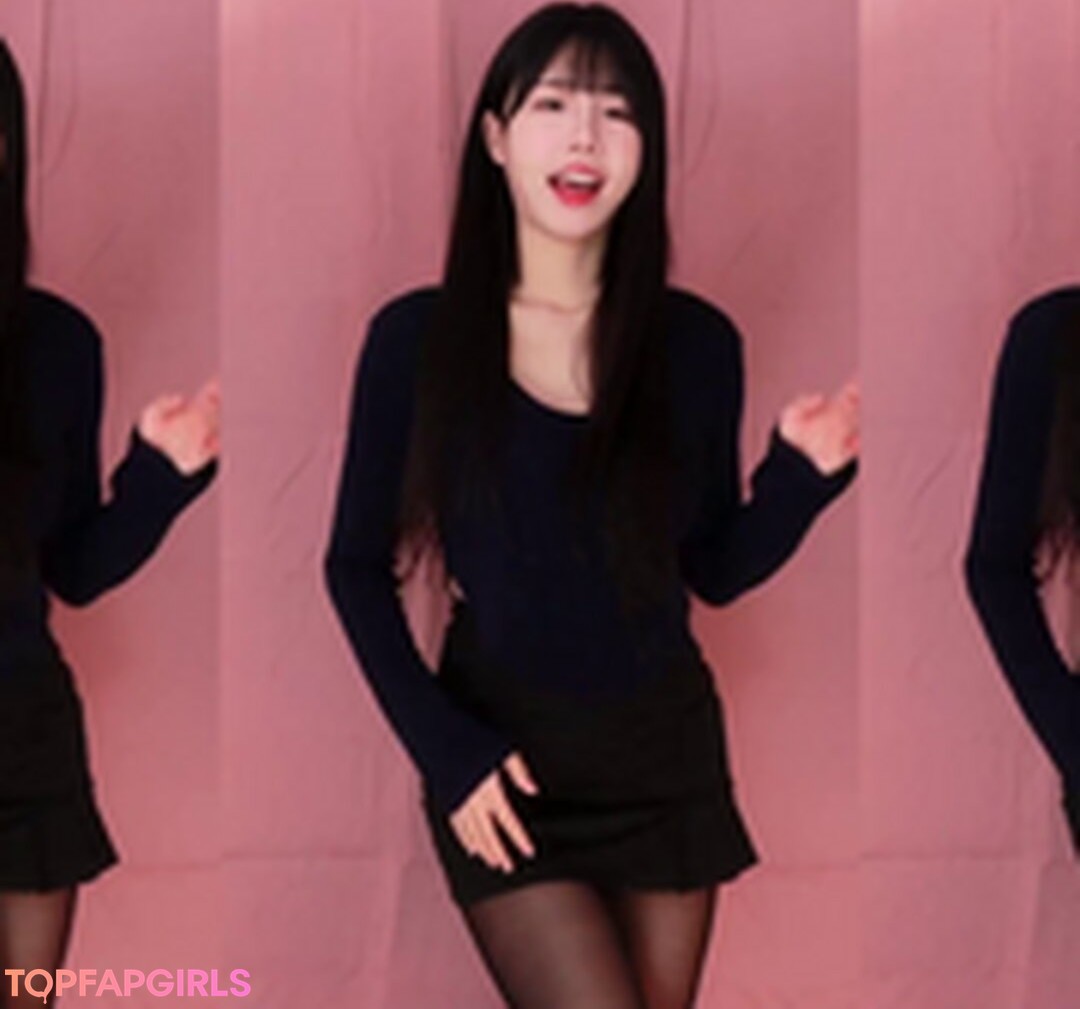 Naakte gelekte OnlyFans-foto van Addielyn #1211