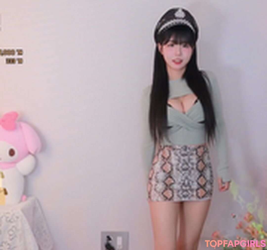 Naakte gelekte OnlyFans-foto van Addielyn #1313