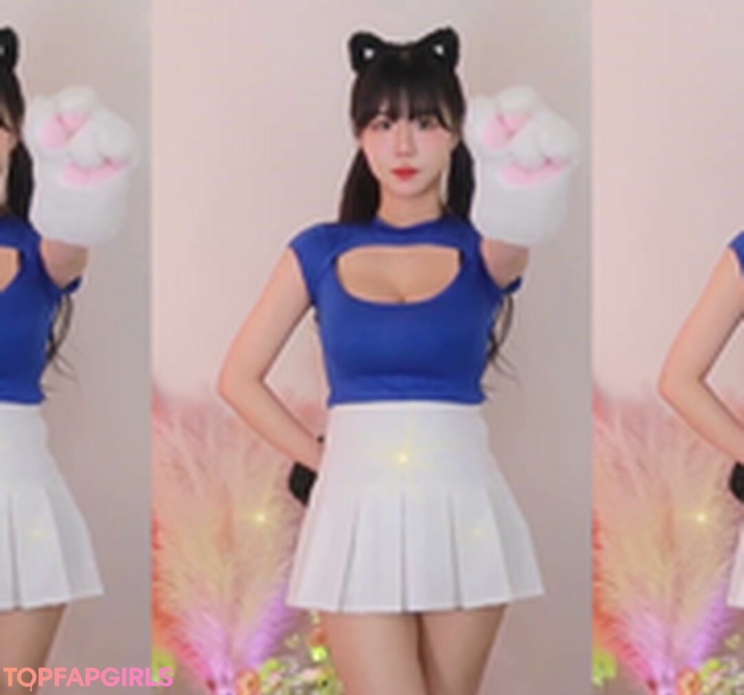 Naakte gelekte OnlyFans-foto van Addielyn #1366