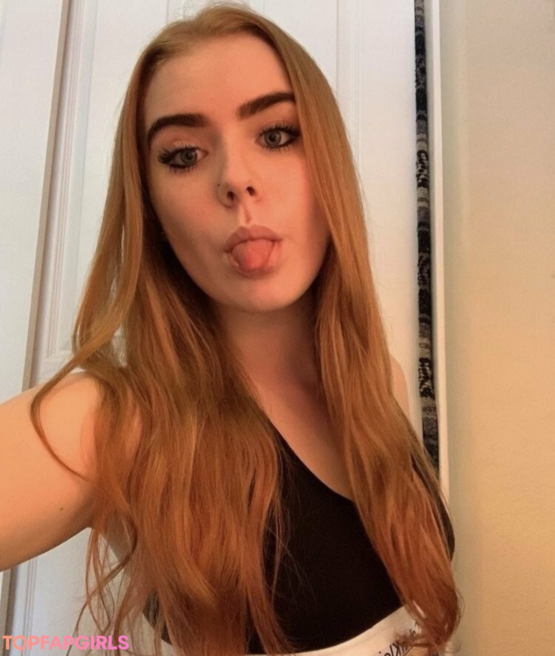 Naakte gelekte OnlyFans-foto van Aussiebabe19 #1151