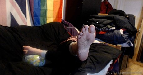 Naakte gelekte OnlyFans-foto van Erimendes