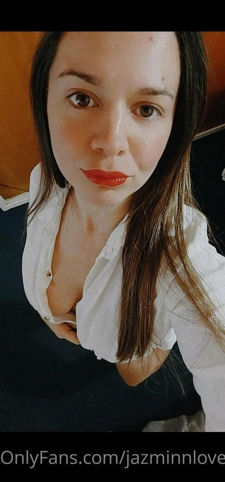 Naakte gelekte OnlyFans-foto van Jazminnlove