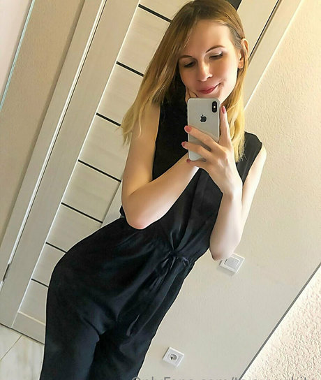 Tsavywhite