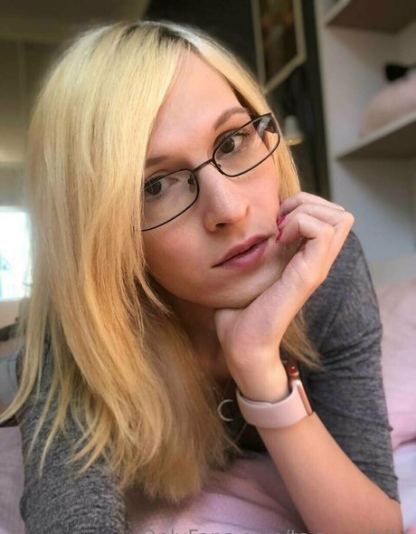 Naakte gelekte OnlyFans-foto van Tsavywhite