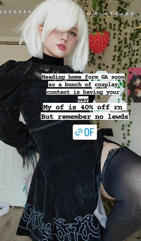 Naakte gelekte OnlyFans-foto van Cat Bat Cosplay