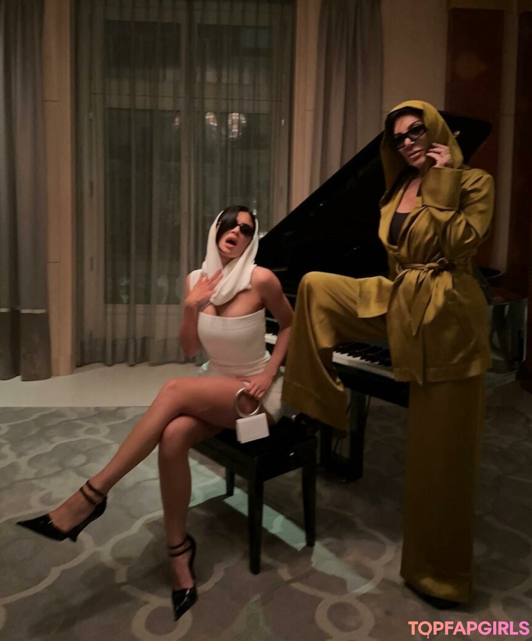 Naakte gelekte OnlyFans-foto van Kylie Jenner #1191