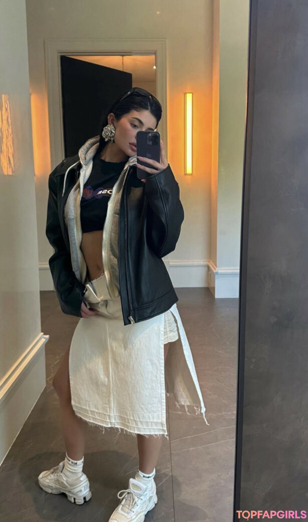 Naakte gelekte OnlyFans-foto van Kylie Jenner #1240