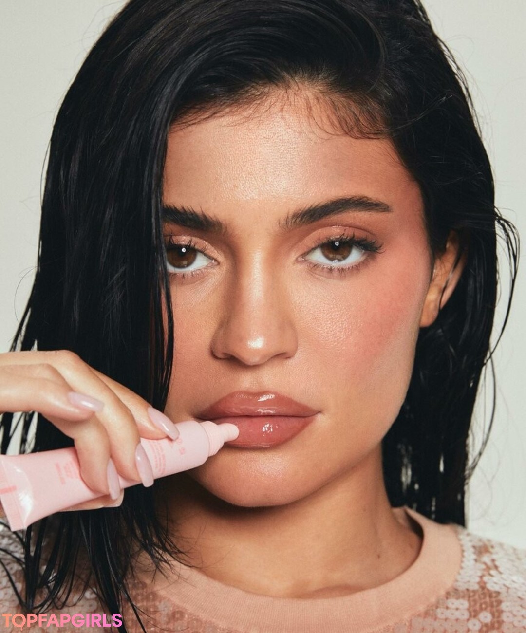Naakte gelekte OnlyFans-foto van Kylie Jenner #1308