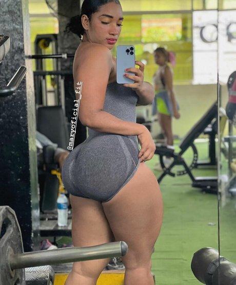Maryoficial_fit