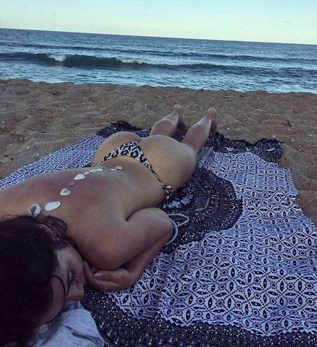 Naakte gelekte OnlyFans-foto van Daiana Martinez