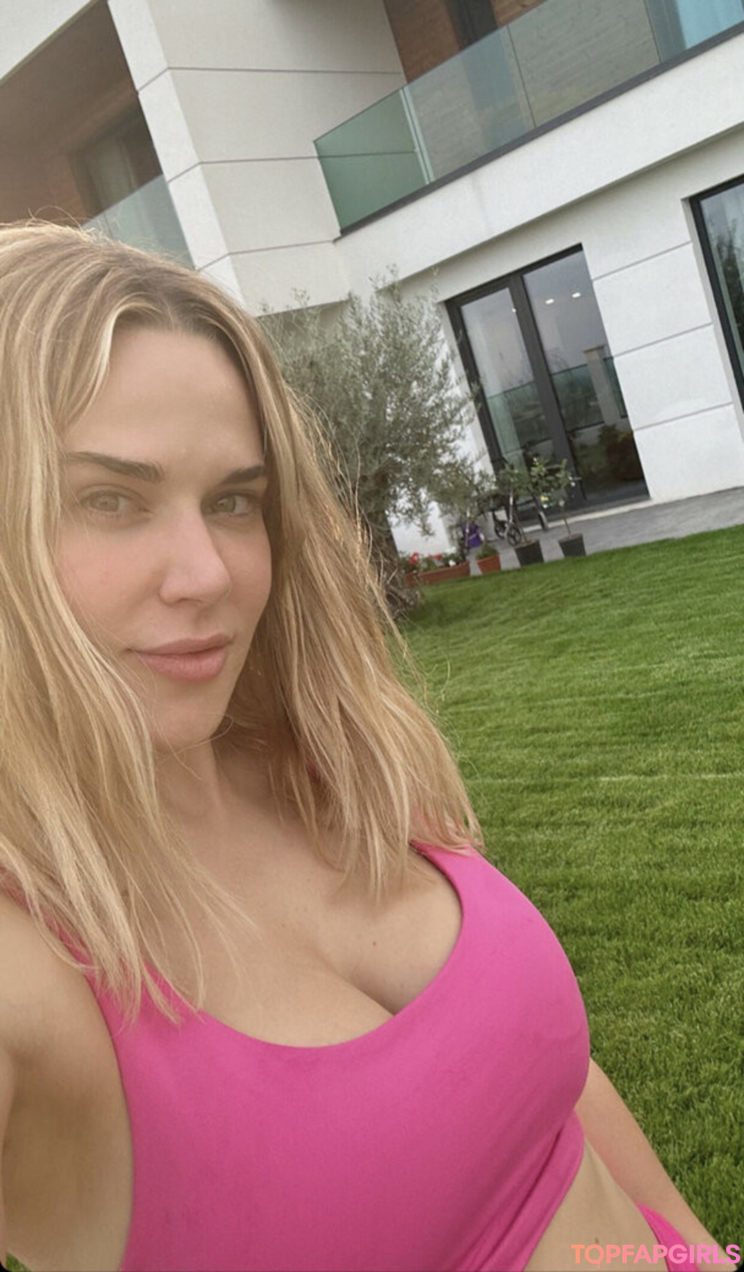 Naakte gelekte OnlyFans-foto van Wwe Lana #1039