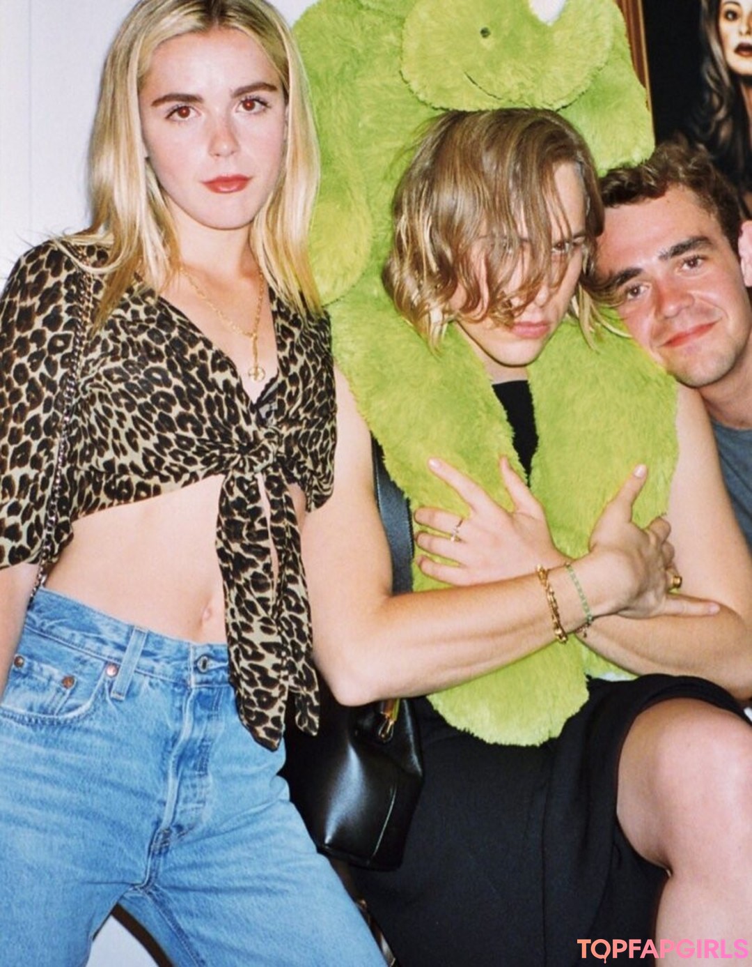Naakte gelekte OnlyFans-foto van Kiernan Shipka #1259