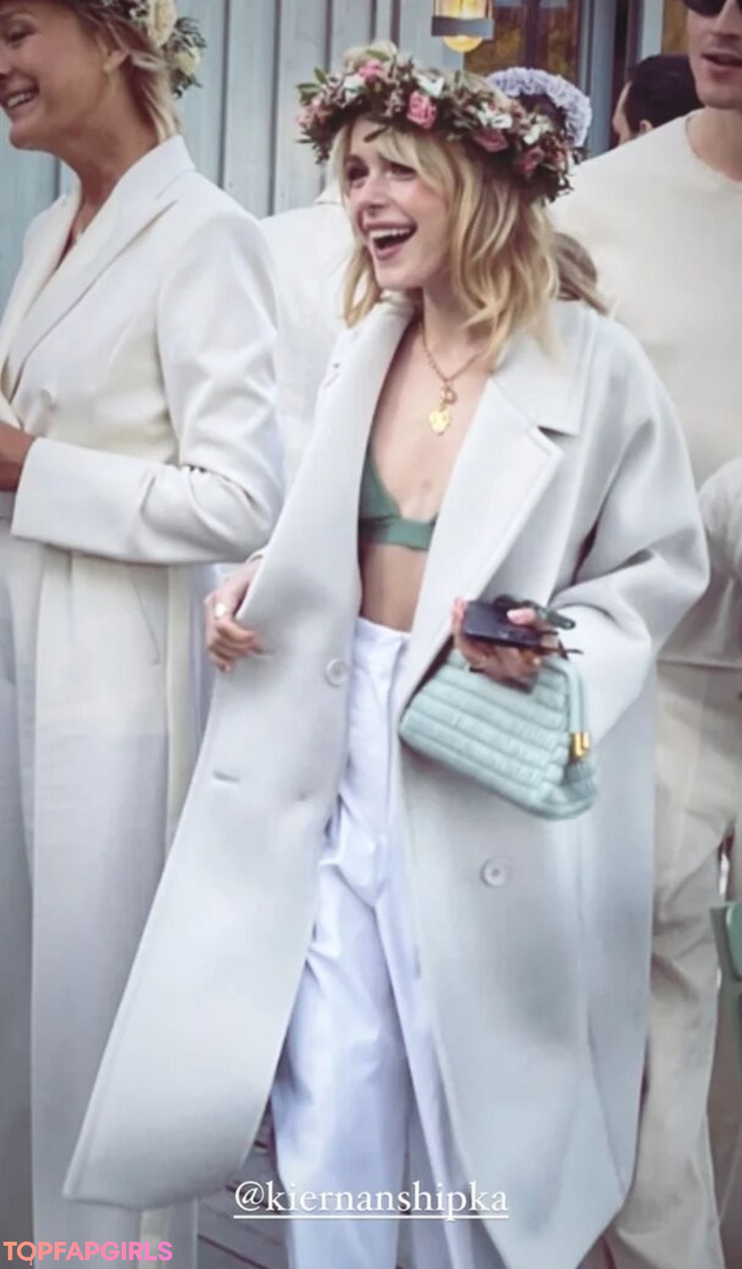 Naakte gelekte OnlyFans-foto van Kiernan Shipka #1267