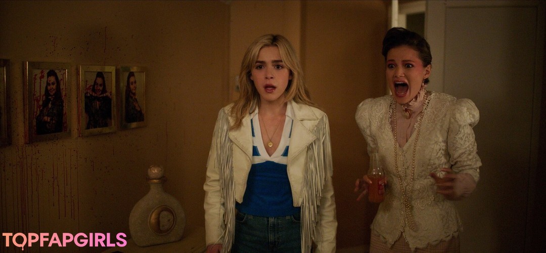 Naakte gelekte OnlyFans-foto van Kiernan Shipka #1524