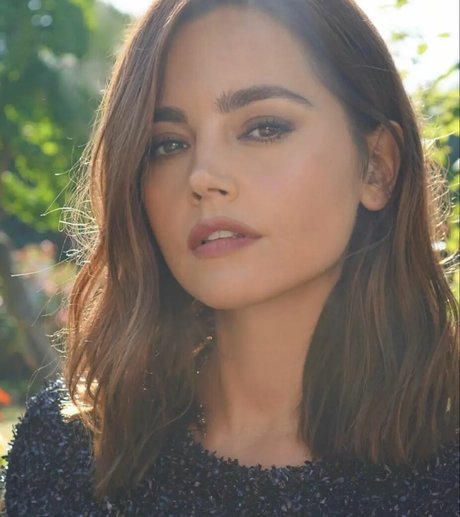 Naakte gelekte OnlyFans-foto van Jenna Coleman