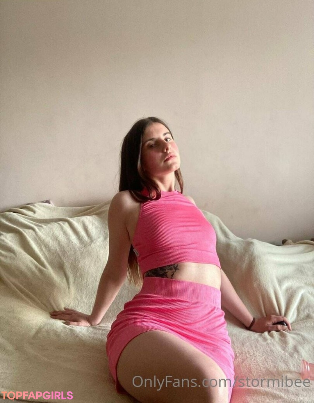 Naakte gelekte OnlyFans-foto van Stormibee #141 Naakte gelekte OnlyFans-foto van Stormibee #141