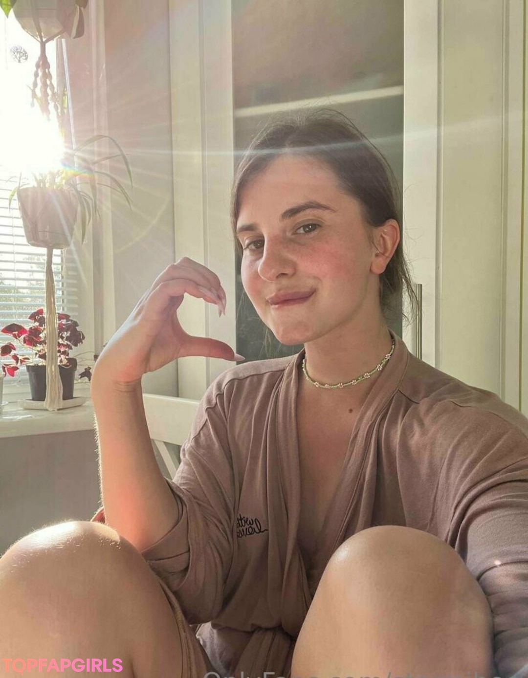 Naakte gelekte OnlyFans-foto van Stormibee #328 Naakte gelekte OnlyFans-foto van Stormibee #328