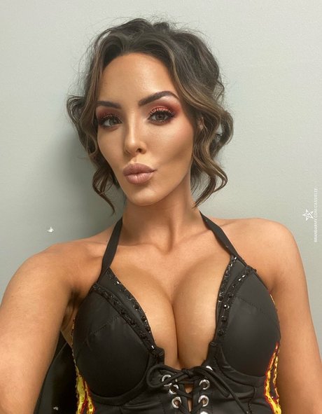 Cassie Lee