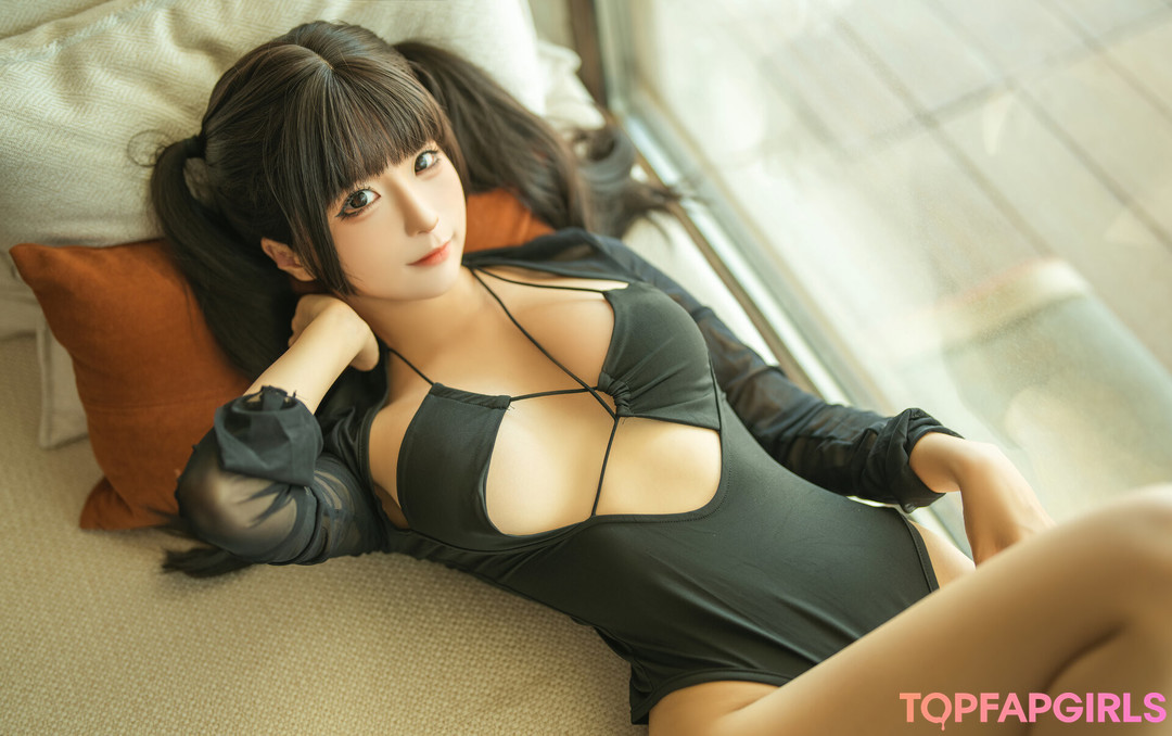 Naakte gelekte OnlyFans-foto van Chunmomo #1329