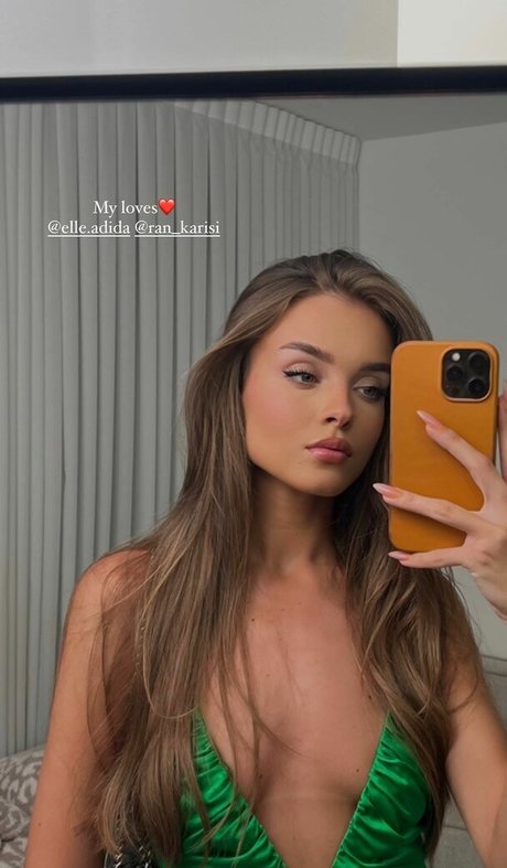 Anna Zak