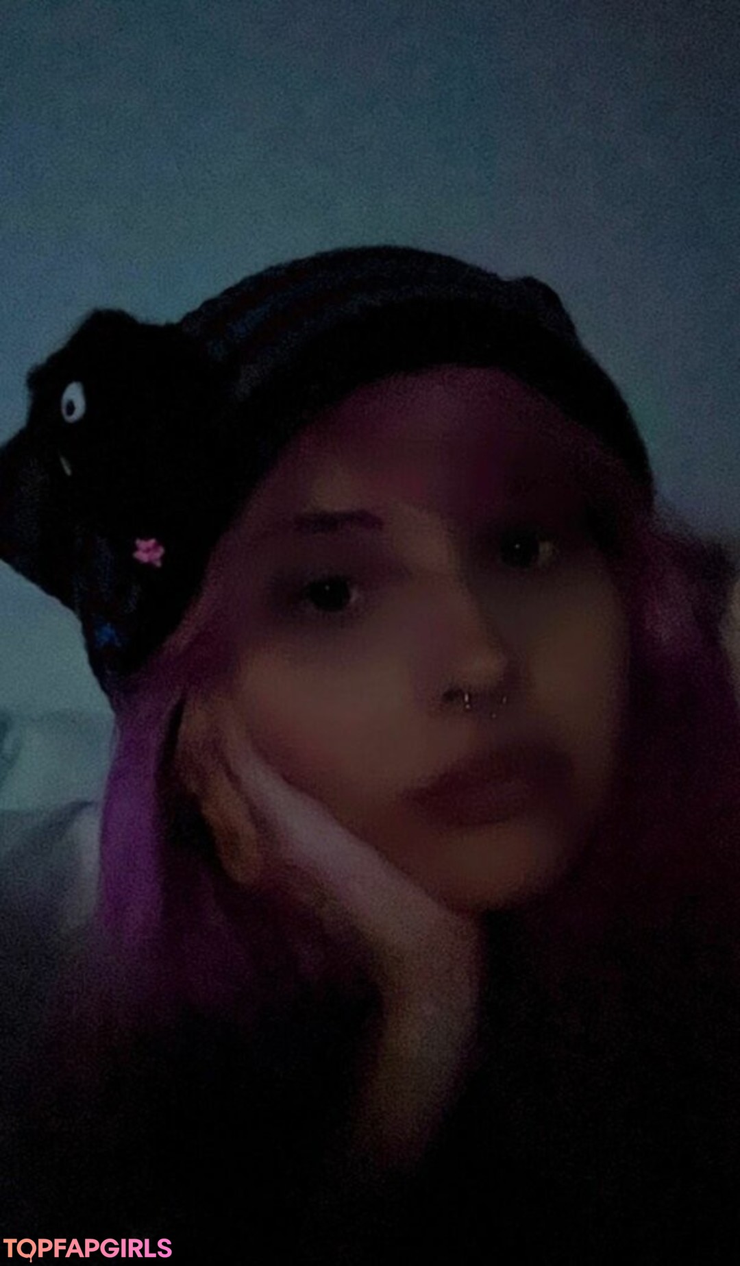 Naakte gelekte OnlyFans-foto van Noodlenom #38 Naakte gelekte OnlyFans-foto van Noodlenom #38