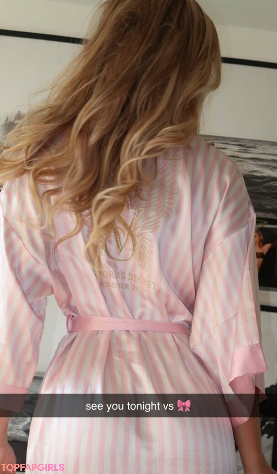 Naakte gelekte OnlyFans-foto van Olivia Ponton #1064