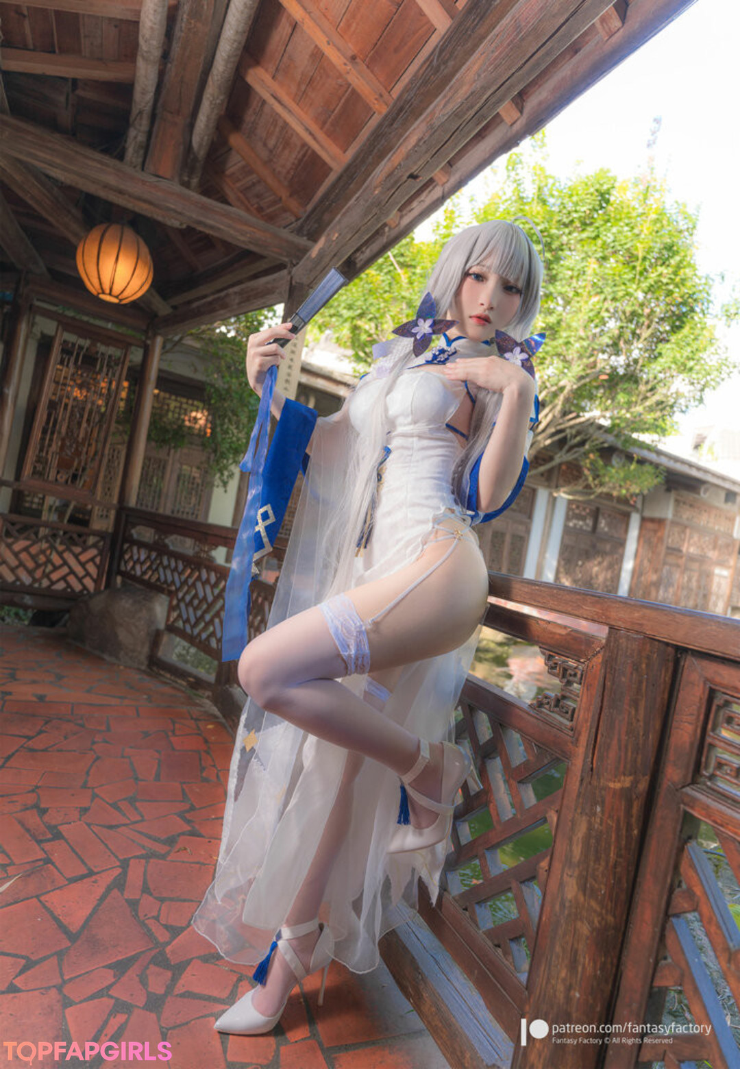 Naakte gelekte OnlyFans-foto van Fantasy Factory #1261