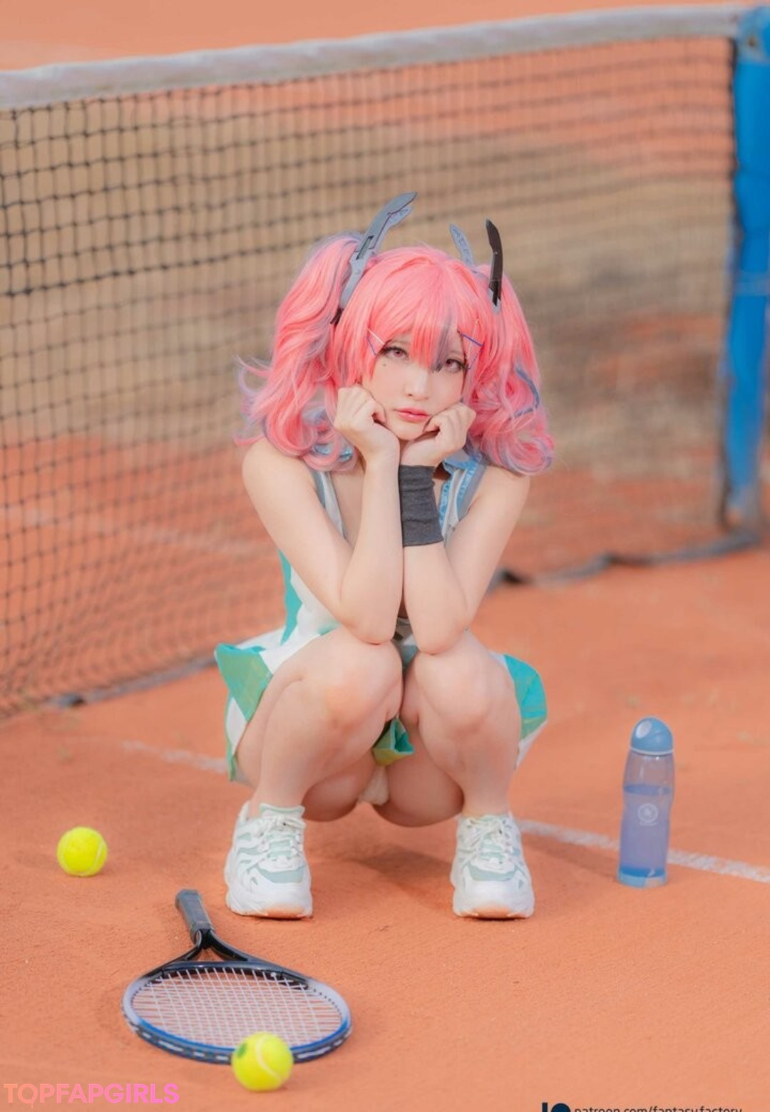 Naakte gelekte OnlyFans-foto van Fantasy Factory #1564