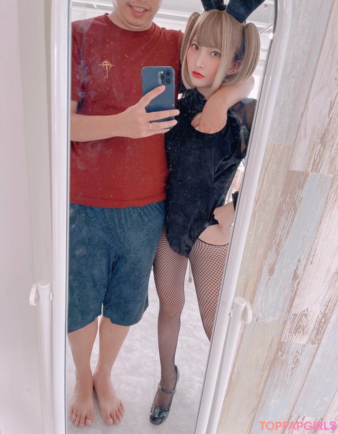 Naakte gelekte OnlyFans-foto van Fantasy Factory #1769