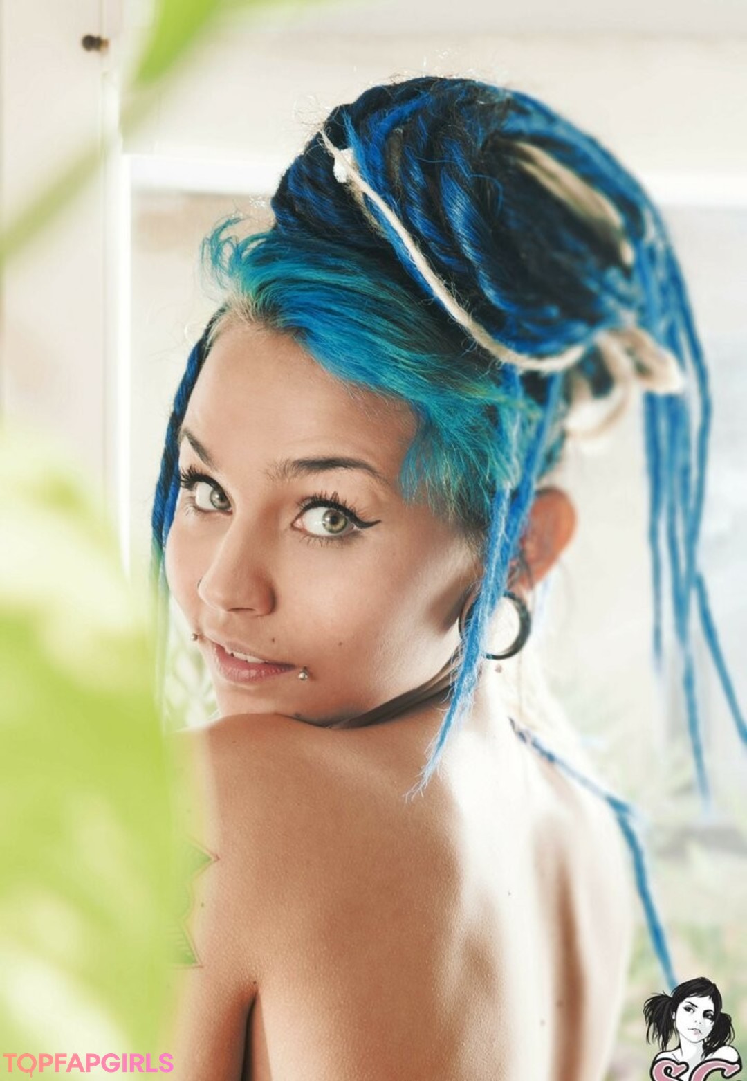 Naakte gelekte OnlyFans-foto van Fishball Suicide #1424