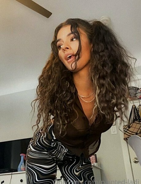 Naakte gelekte OnlyFans-foto van Issameg