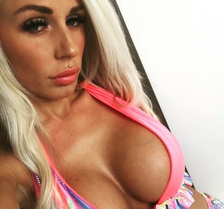 Hotwifey