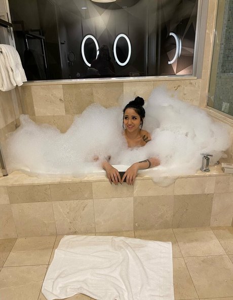 Yourfutureexwifey