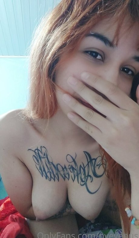 Naakte gelekte OnlyFans-foto van Phercy Sgh