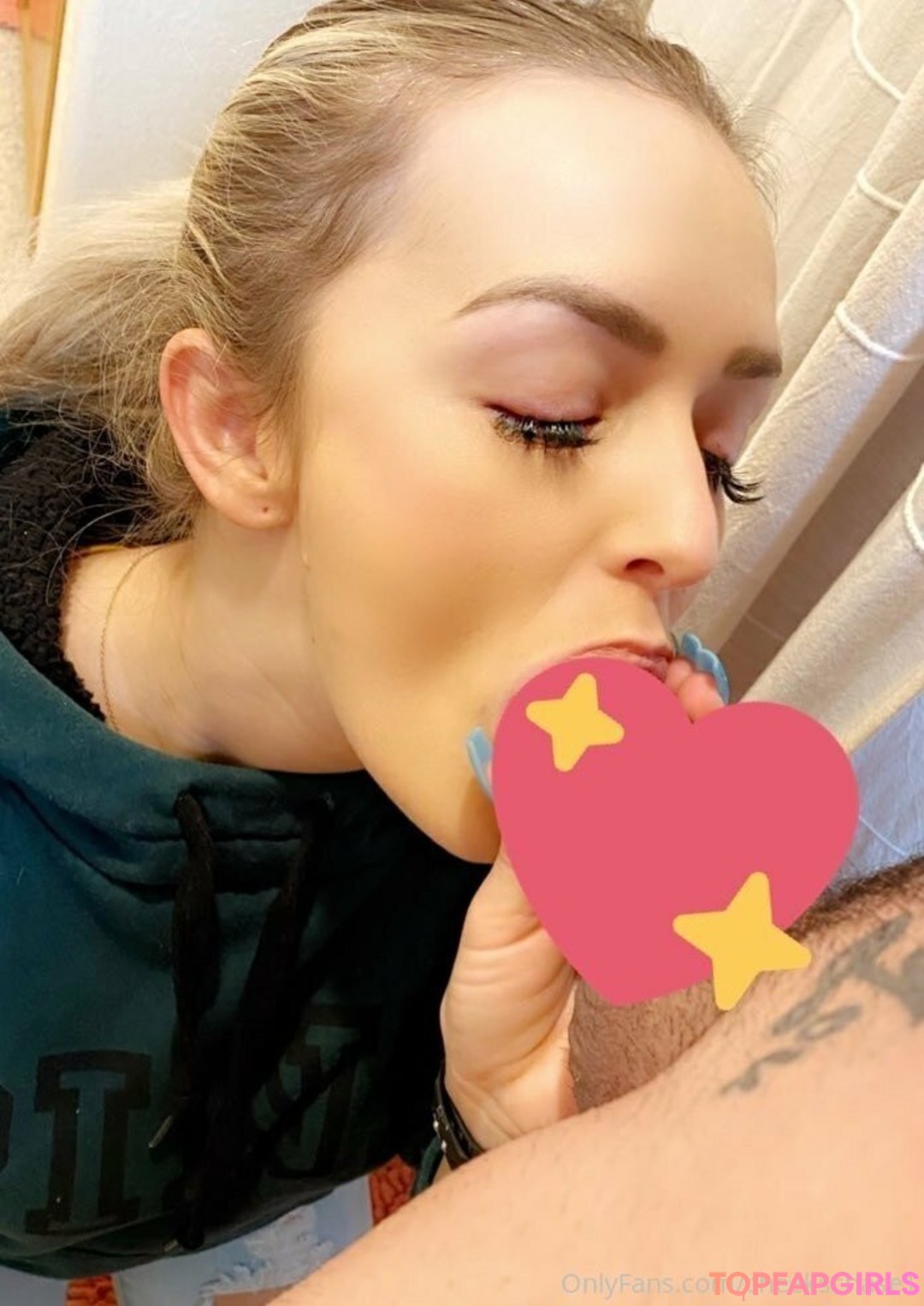 Naakte gelekte OnlyFans-foto van Cheekschase1 #18 Naakte gelekte OnlyFans-foto van Cheekschase1 #18