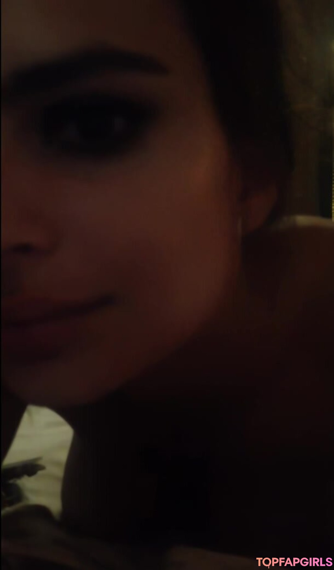 Naakte gelekte OnlyFans-foto van Emily Ratajkowski #1653