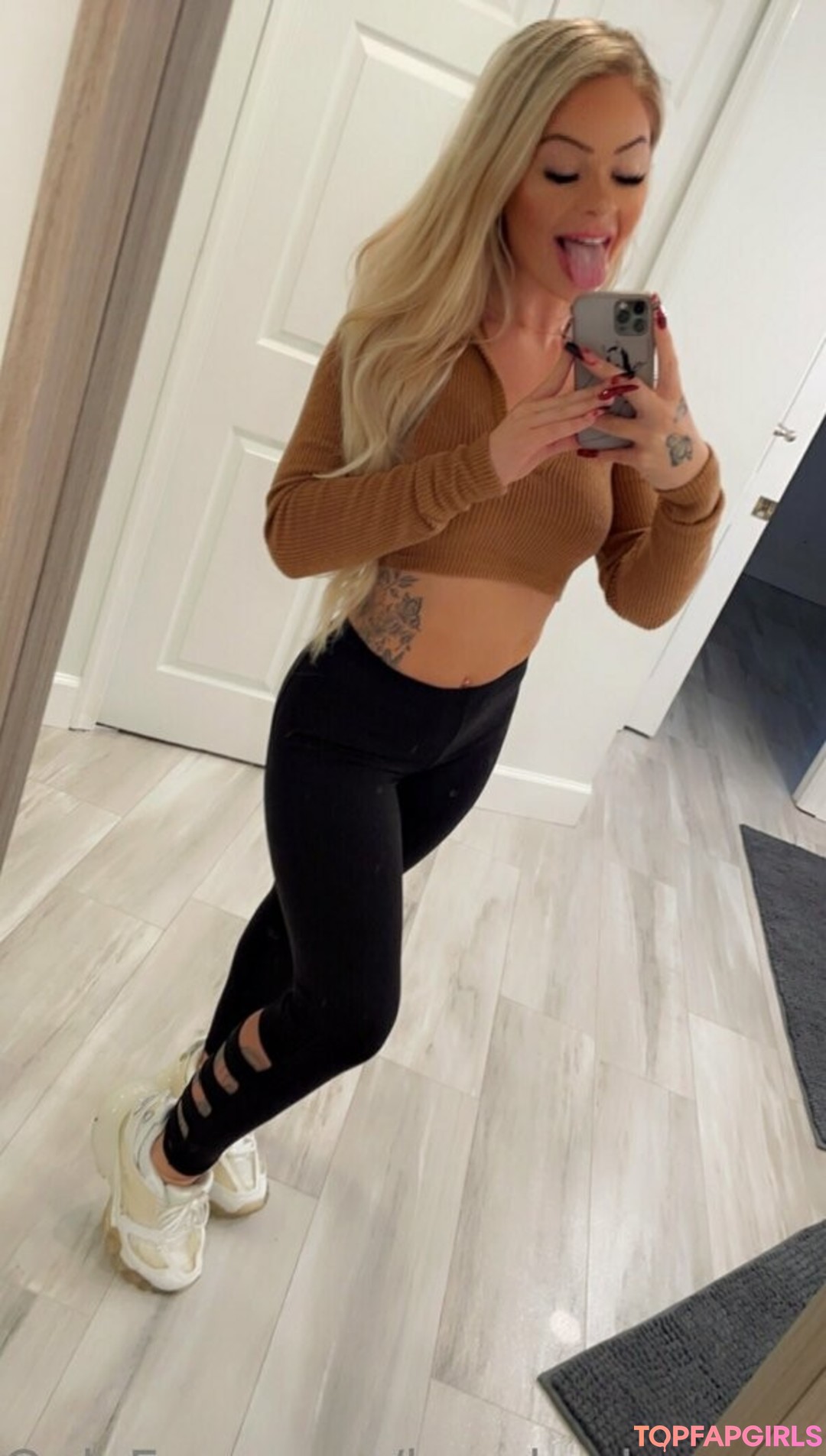 Naakte gelekte OnlyFans-foto van Brookeshowsxx #1911