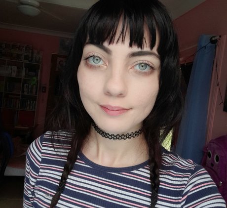 Shy_spice