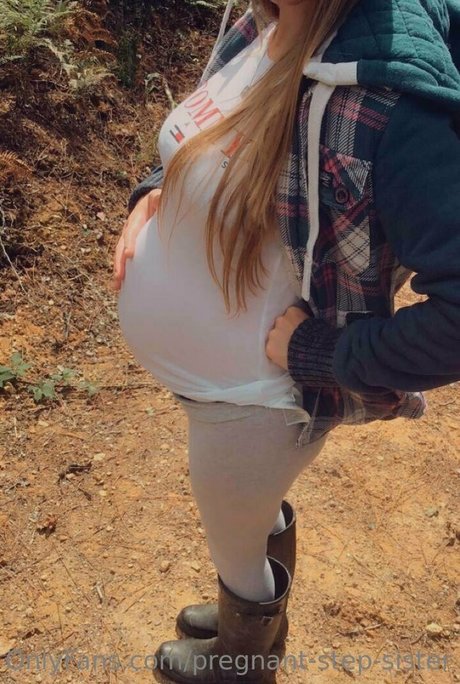 Pregnantstepsister