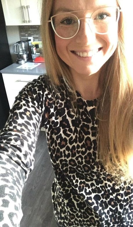 Naakte gelekte OnlyFans-foto van Bunnycovered