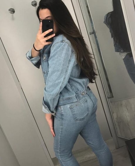Naakte gelekte OnlyFans-foto van Amanda Freitas