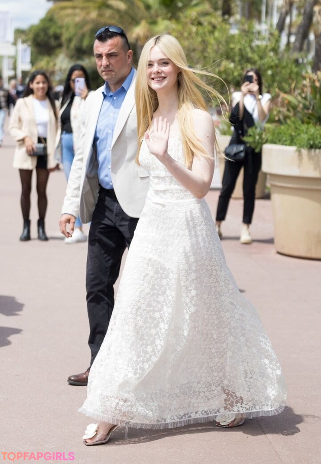 Naakte gelekte OnlyFans-foto van Elle Fanning #1028