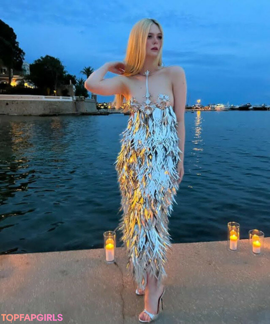 Naakte gelekte OnlyFans-foto van Elle Fanning #1029