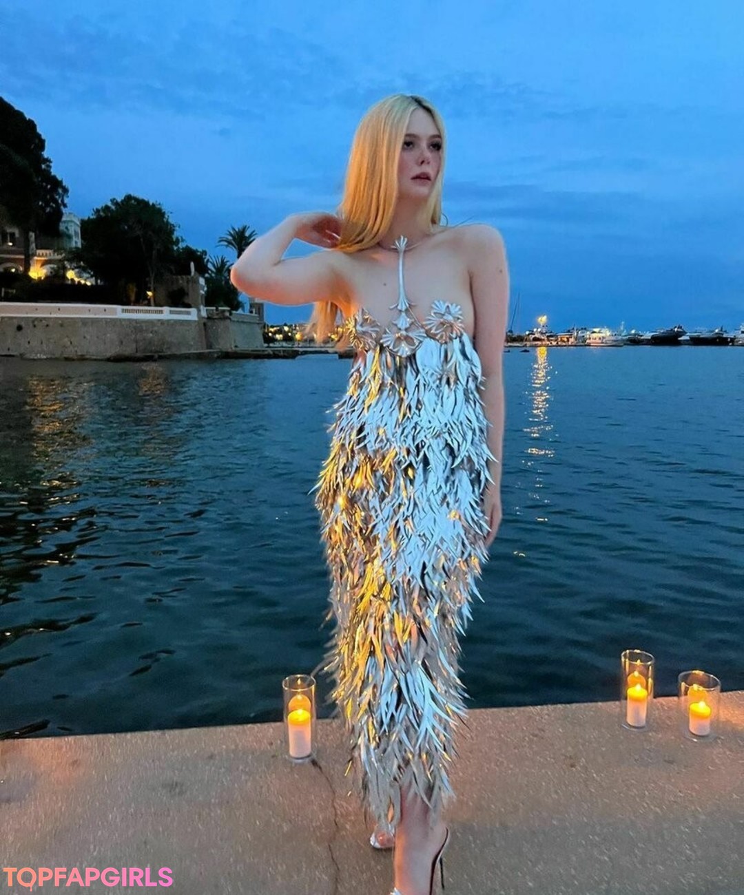 Naakte gelekte OnlyFans-foto van Elle Fanning #1050