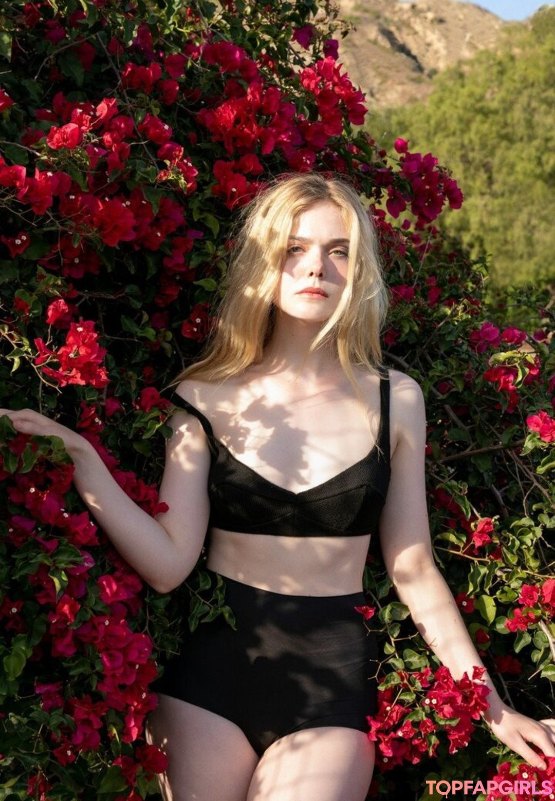 Naakte gelekte OnlyFans-foto van Elle Fanning #1068